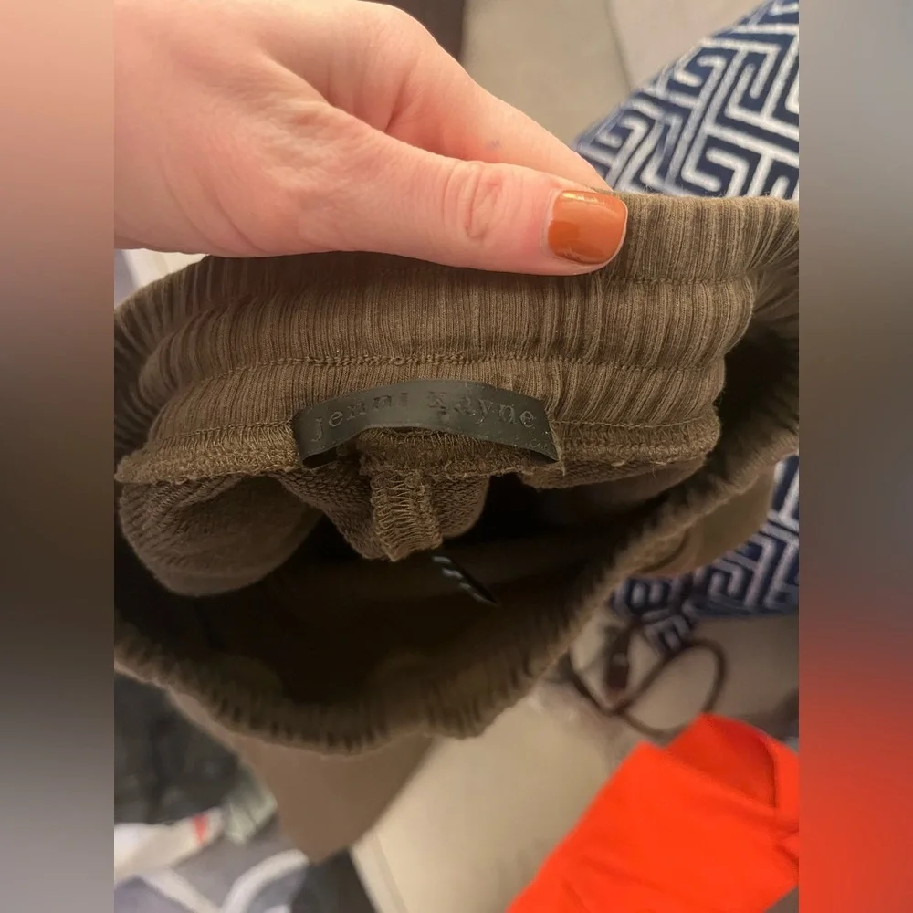 Jenni Kayne Marina Sweatpants Wide Leg Crop Army Green Small - Picture 3 of 5